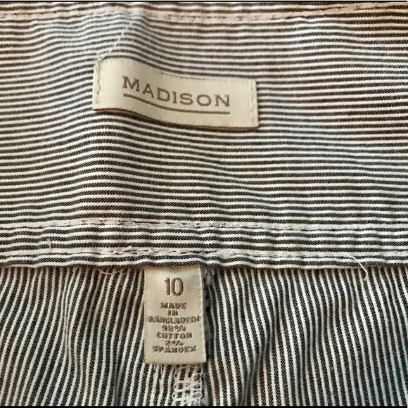 Madison Striped Shorts Size 10 - Picture 3 of 4
